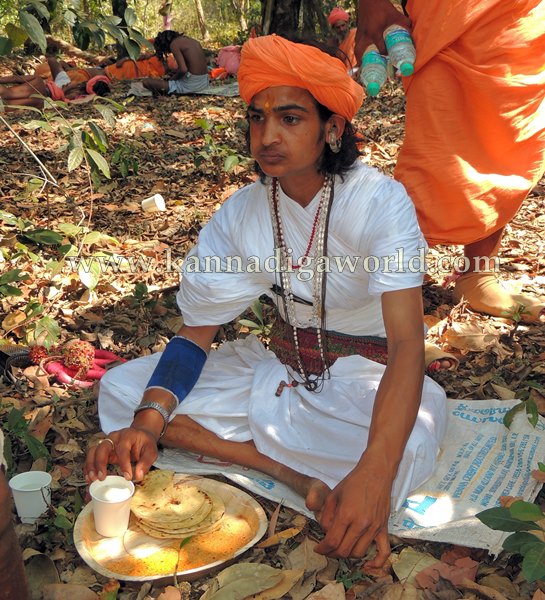 Hosangadi_Yadamoge_Sadhu Jandi Fest (18)