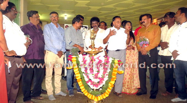 Pavitra_Movei_Release_14