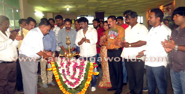 Pavitra_Movei_Release_5