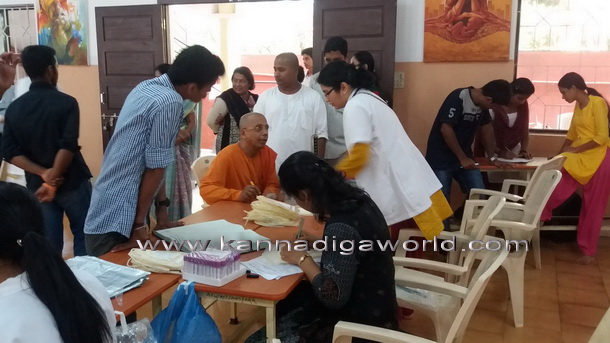 Blood_donetion_pic_5