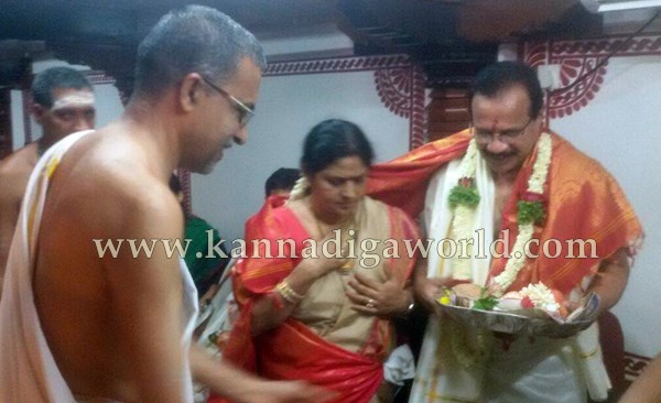 D.V. Sadananda GoudaP_Visit_Anegudde kollur (2)