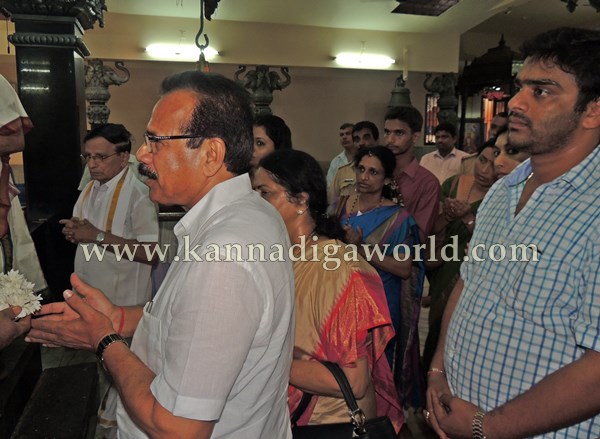 D.V. Sadananda GoudaP_Visit_Anegudde kollur (6)