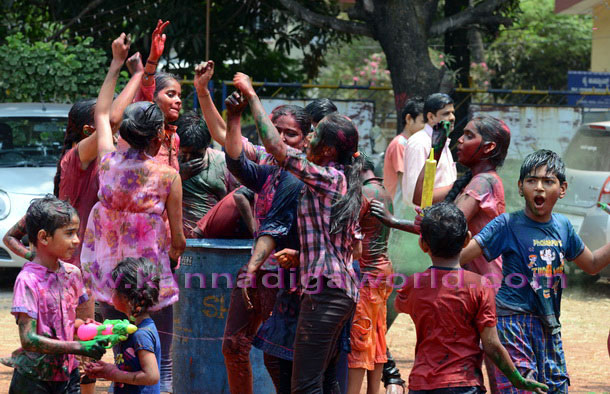 Holi_Holi_Holi_12