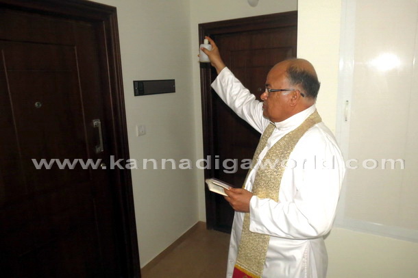 InLand_Evince_open_17