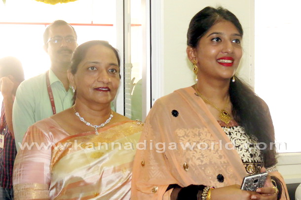 InLand_Evince_open_32