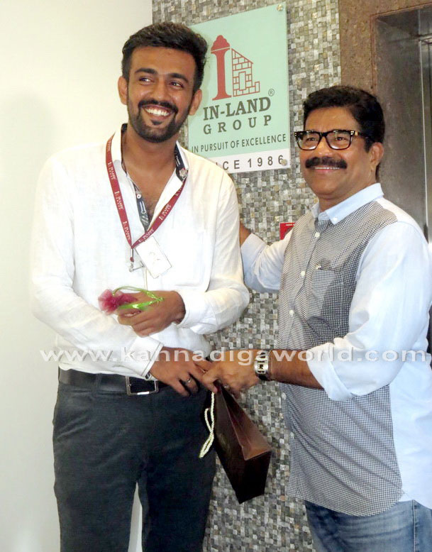 InLand_Evince_open_36