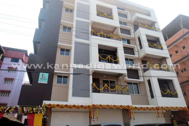 InLand_Evince_open_8