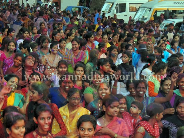 Kundapura_Holi Fest_Kharvi Cast (48)