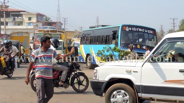 Kundapura_Traffic jam_News (12)