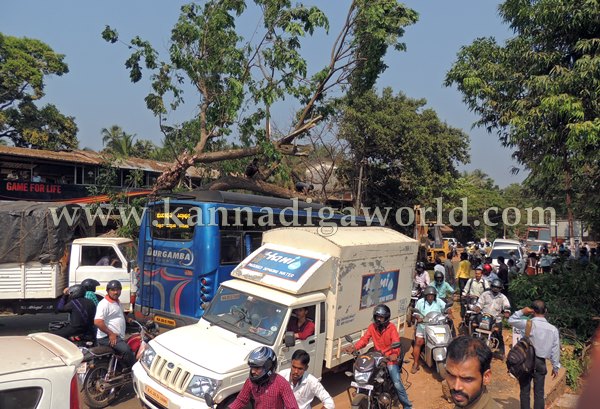 Kundapura_Traffic jam_News (3)