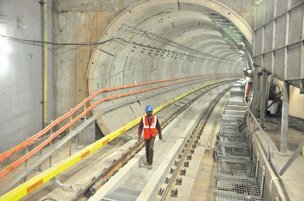 A VIEW OF UNDER PASS  METRO WORK AT V.SOUDHA