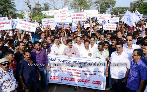 sand_protest_photo_1