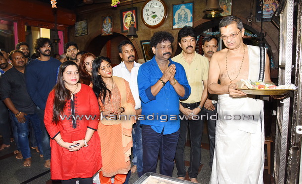 Barsha_film_muhurta_2