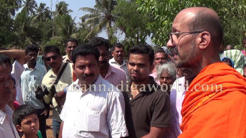 Kundapura_Sri Vidyasagara Shri_Visit_Hunsekatte Place (1)