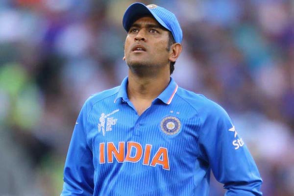 Dhoni6