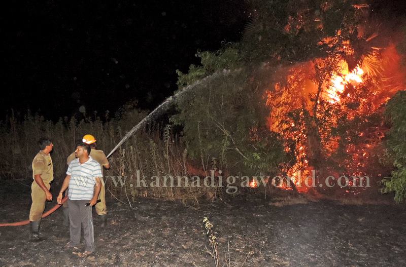 Kota_Moodugiliyar_Fire Incident (22)