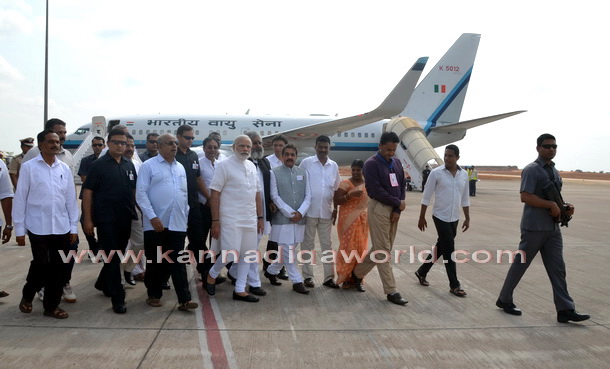 Modi_visit_Airport_1
