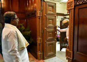 C M Entering in to the Cabinet Hall in Vidhana Souda Today.