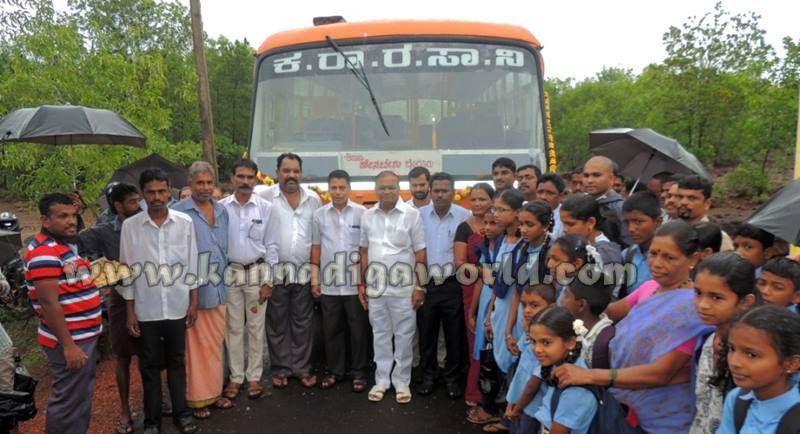 Byndoor_Henaber Akashata_Village Govt Bus (11)