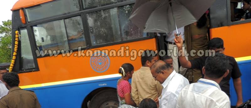 Byndoor_Henaber Akashata_Village Govt Bus (17)