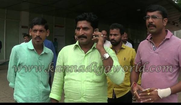 Karkala_ZP member_Sumith Attack (4)