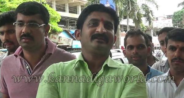 Karkala_ZP member_Sumith Attack (5)