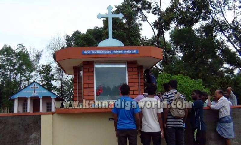 Kundapura_Kandlur_Church_Idol Damaged (4)