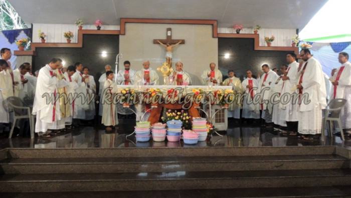 Kundapura_Kerekatte Church_Anual Feast (14)