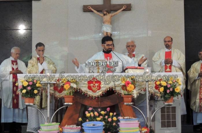 Kundapura_Kerekatte Church_Anual Feast (8)