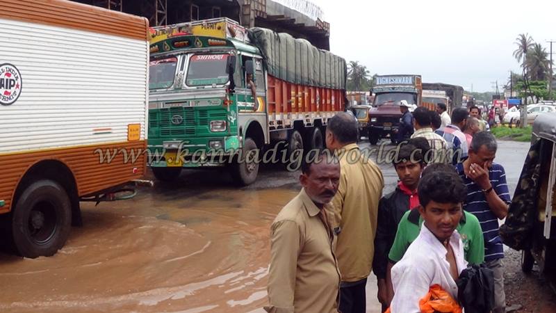 Udupi_Karavali Bypass_Road Problem (5)