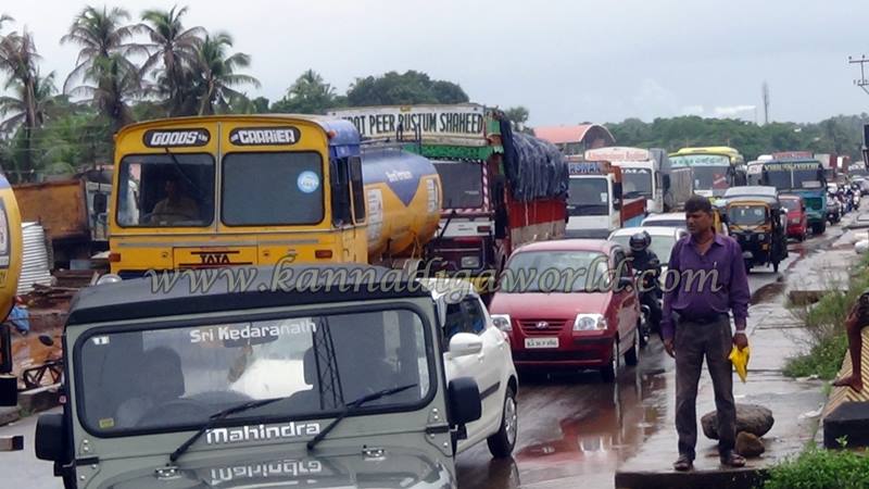 Udupi_Karavali Bypass_Road Problem (7)