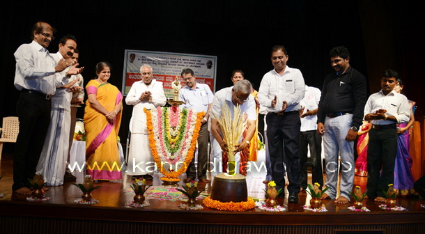 twnhll_drugs_jatha_1