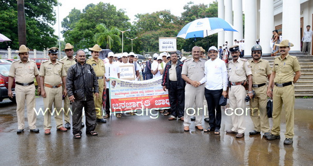 twnhll_drugs_jatha_12