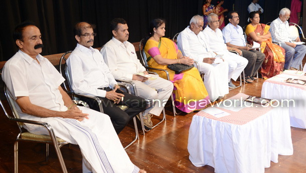 twnhll_drugs_jatha_19