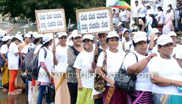 twnhll_drugs_jatha_24