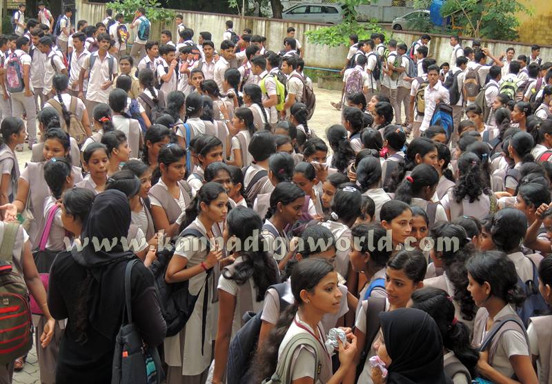 ABVP_Protest_Kundapura (1)