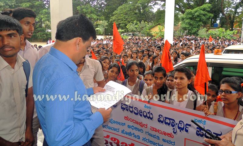 ABVP_Protest_Kundapura (23)