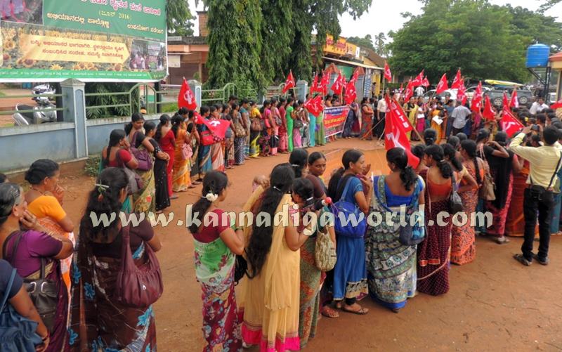 Anganavadi_Noukara_Protest (2)