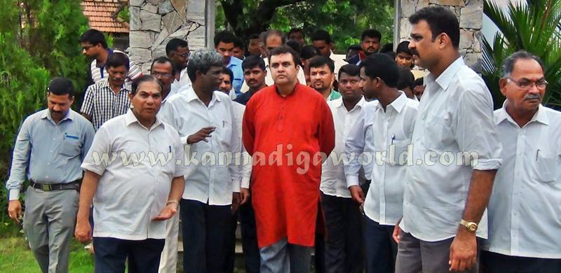 Kota_Pramodh Madvaraj_Gadi Koosanna (10)