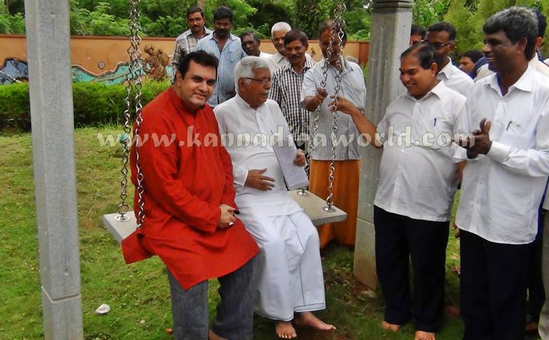 Kota_Pramodh Madvaraj_Gadi Koosanna (11)