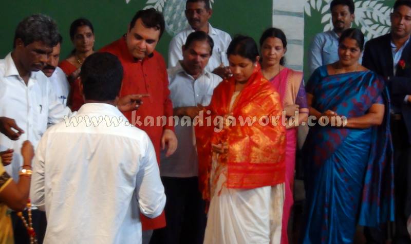 Kota_Pramodh Madvaraj_Gadi Koosanna (22)