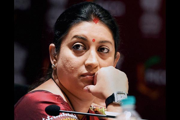 Smriti-Irani-m