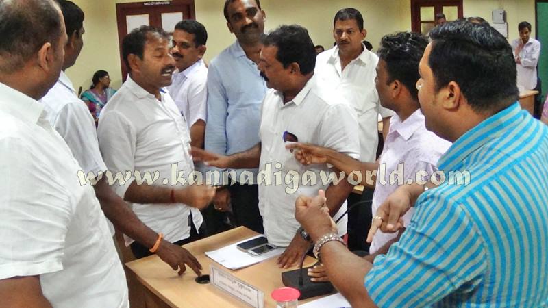 Udupi_Nagarasabhe_Meeting (1)