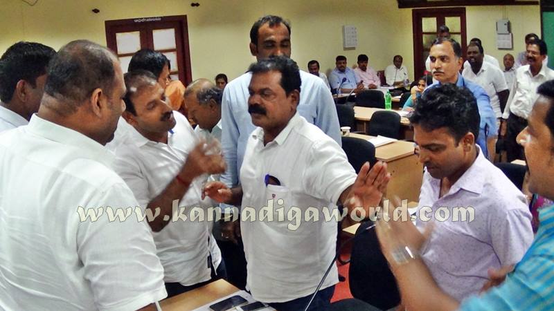 Udupi_Nagarasabhe_Meeting (11)