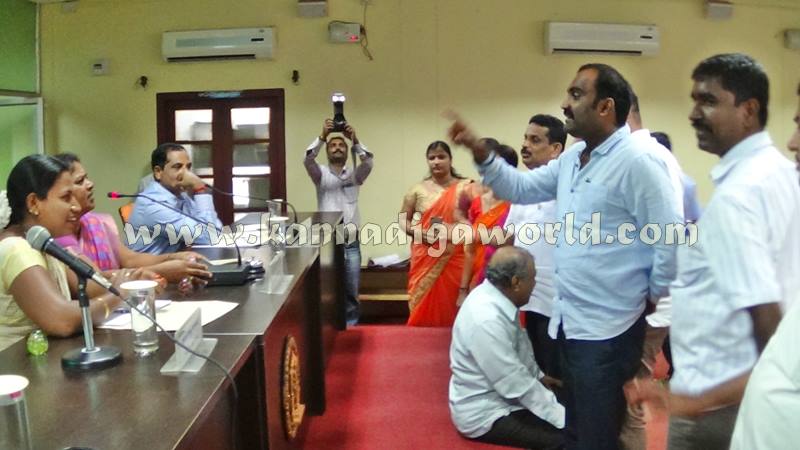 Udupi_Nagarasabhe_Meeting (3)