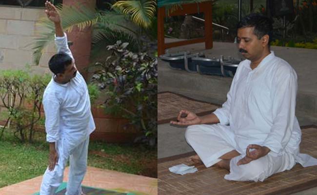 arvind-kejriwal-yoga-split-650_650x400_61426157543