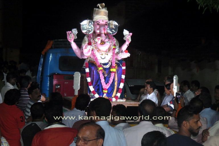 Bunts_Ganesh_strat_12