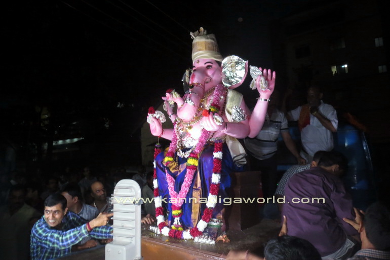 Bunts_Ganesh_strat_9